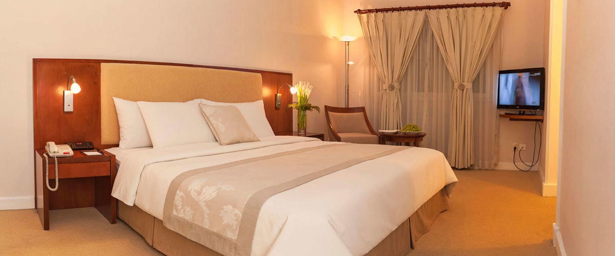 Catina Saigon Hotel Ho Chi Minh-stad Buitenkant foto